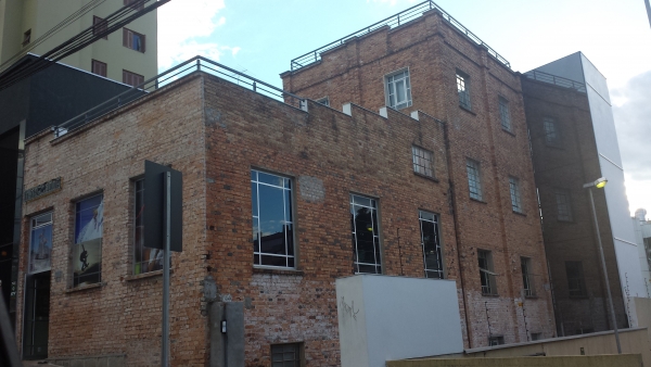 TRANSFORMAÇÃO DO ANTIGO MOINHO PROGRESSO EM EDIFÍCIO COMERCIAL PARA LOCAÇÃO - (5 PAVIMENTOS) - SÃO PELEGRINO